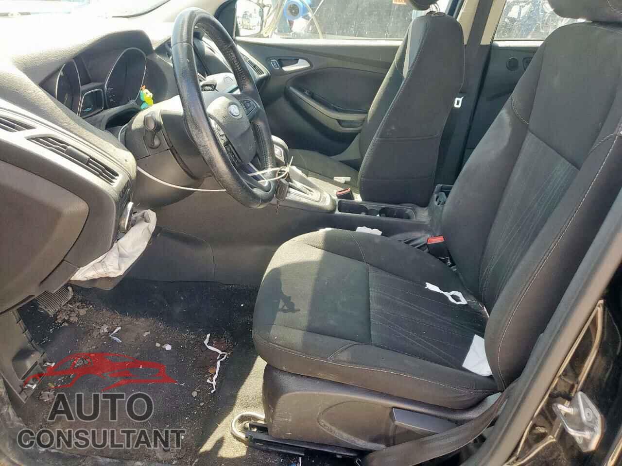 FORD FOCUS 2017 - 1FADP3M20HL340467