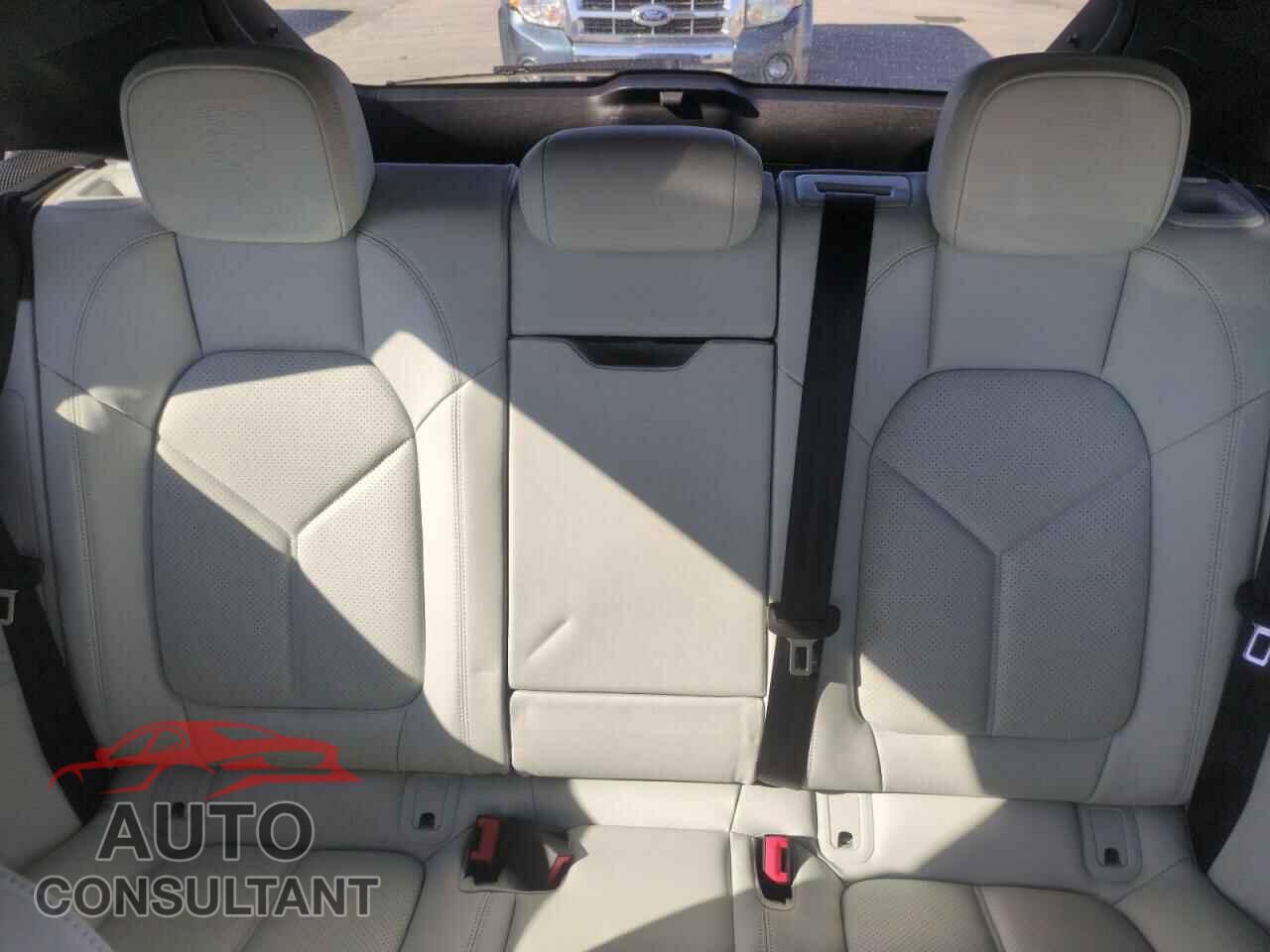 PORSCHE MACAN BASE 2024 - WP1AA2A52RLB01297