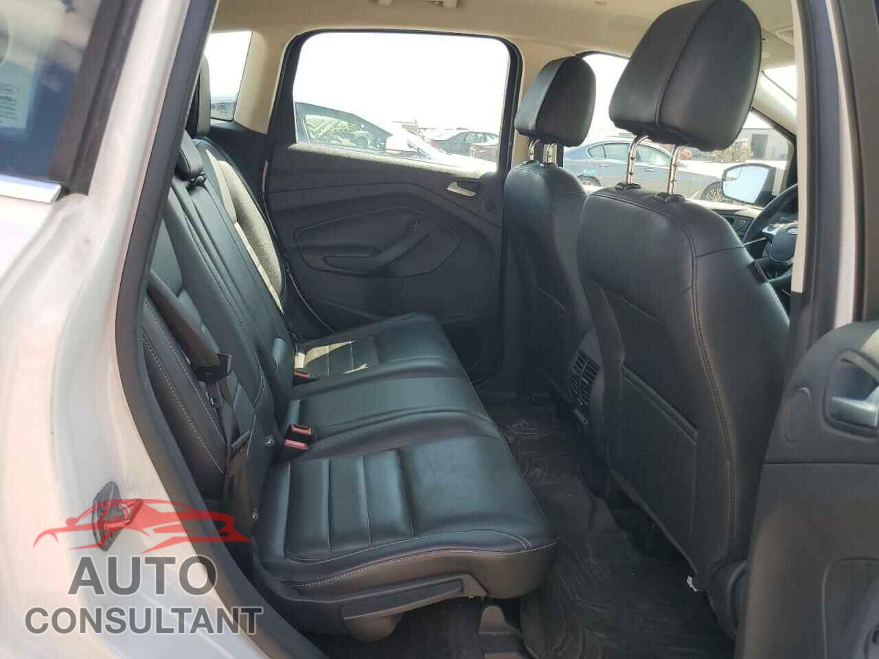 FORD CMAX 2016 - 1FADP5BU7GL110584