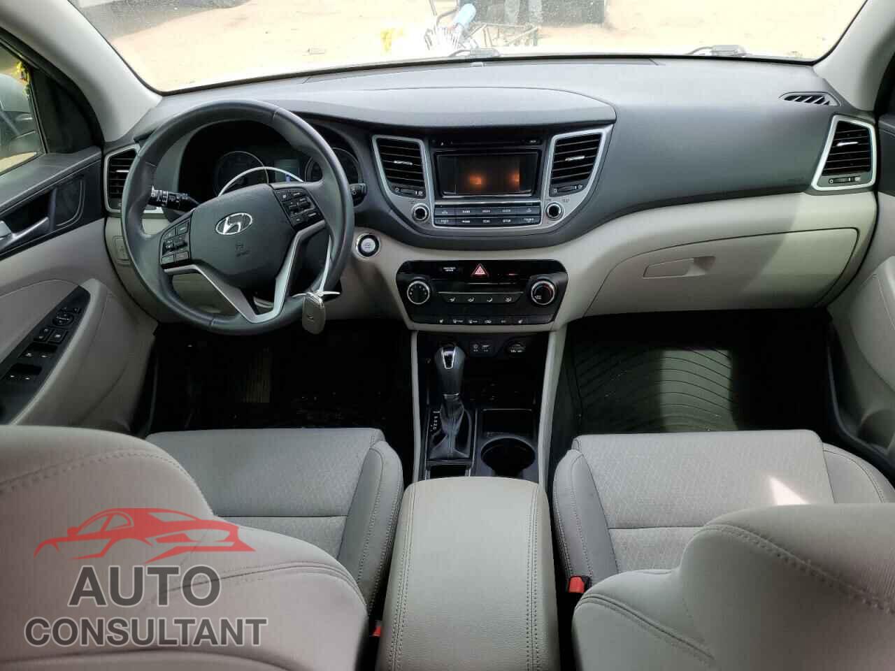 HYUNDAI TUCSON 2017 - KM8J3CA25HU455925