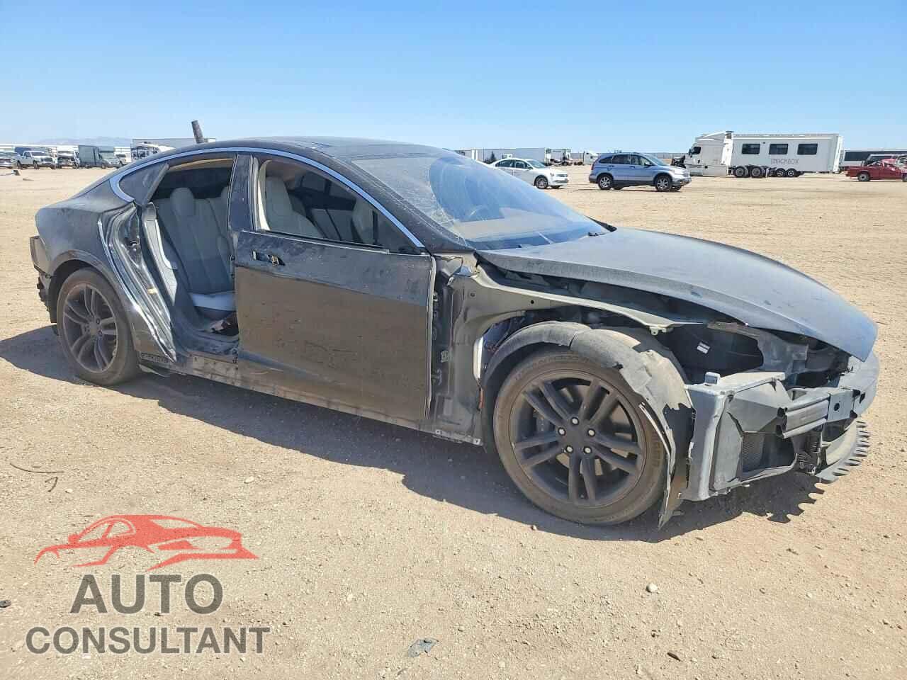 TESLA MODEL S 2013 - 5YJSA1CN1DFP27397