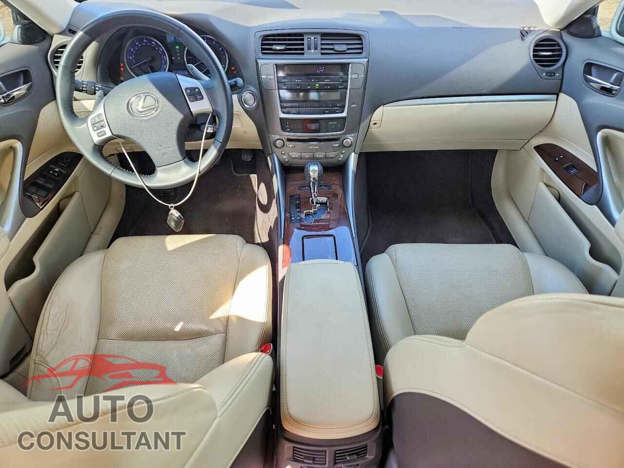 LEXUS IS 2013 - JTHBF5C29D5190423