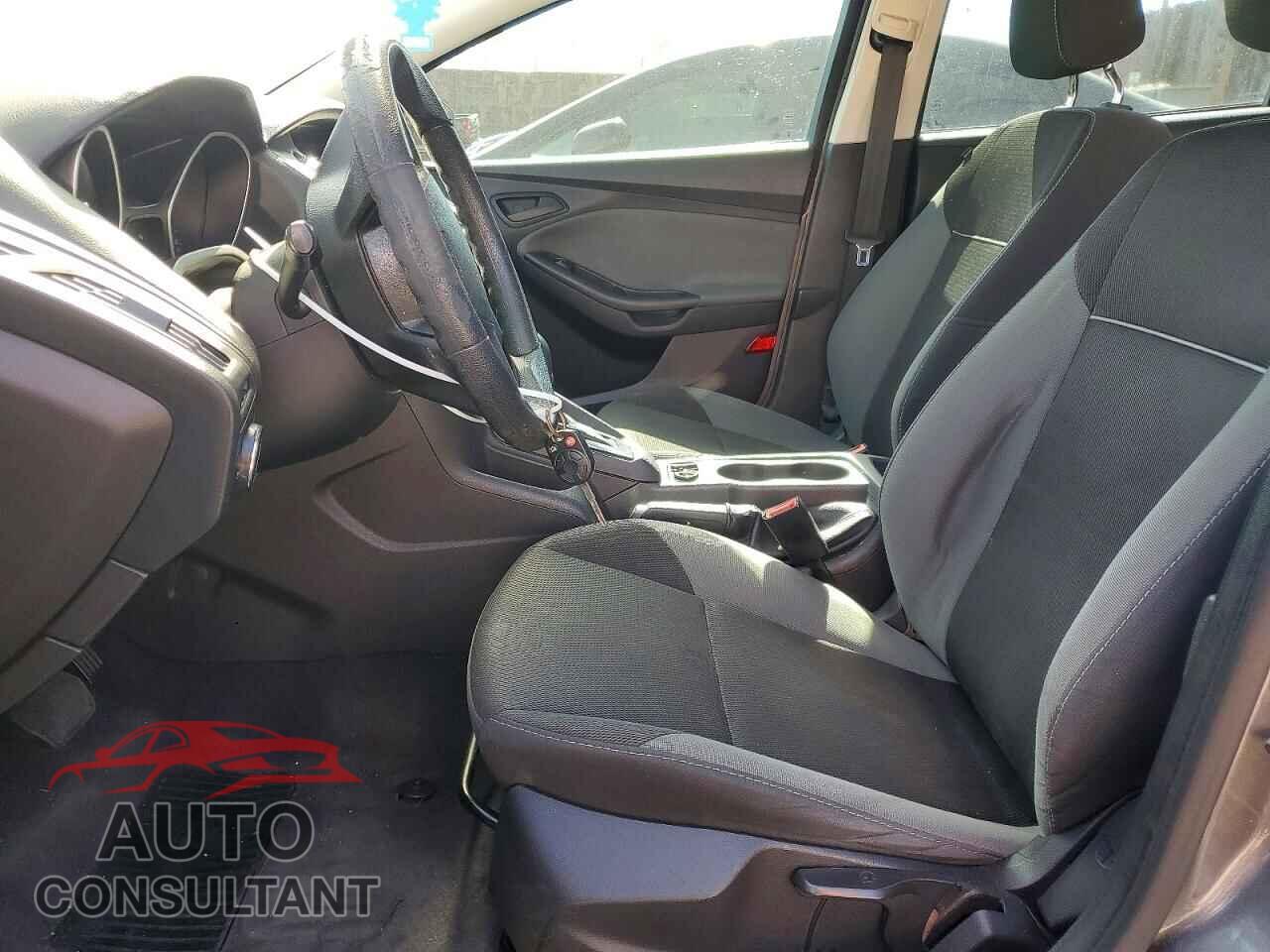 FORD FOCUS 2014 - 1FADP3E23EL453856