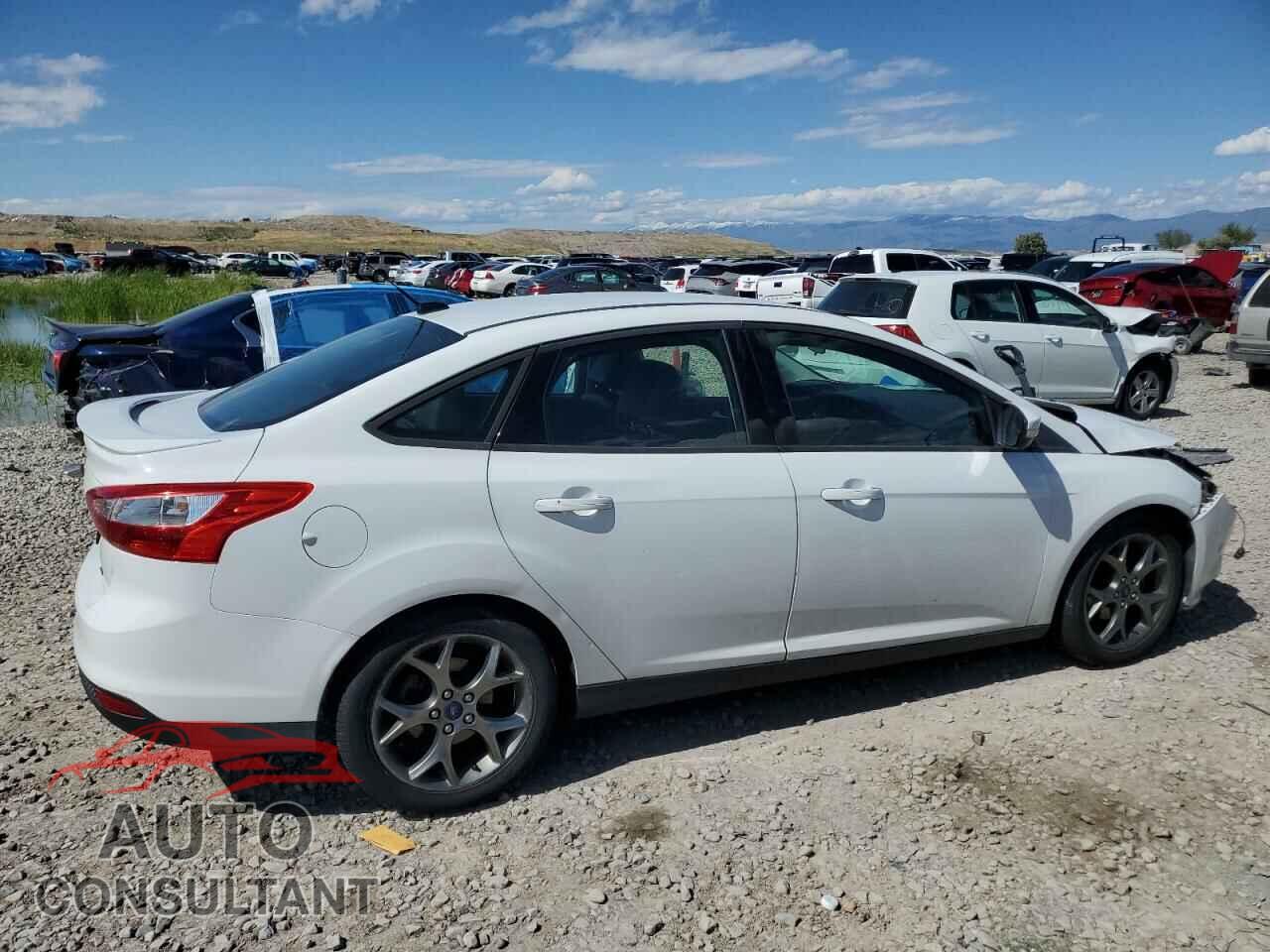 FORD FOCUS 2014 - 1FADP3F28EL325238