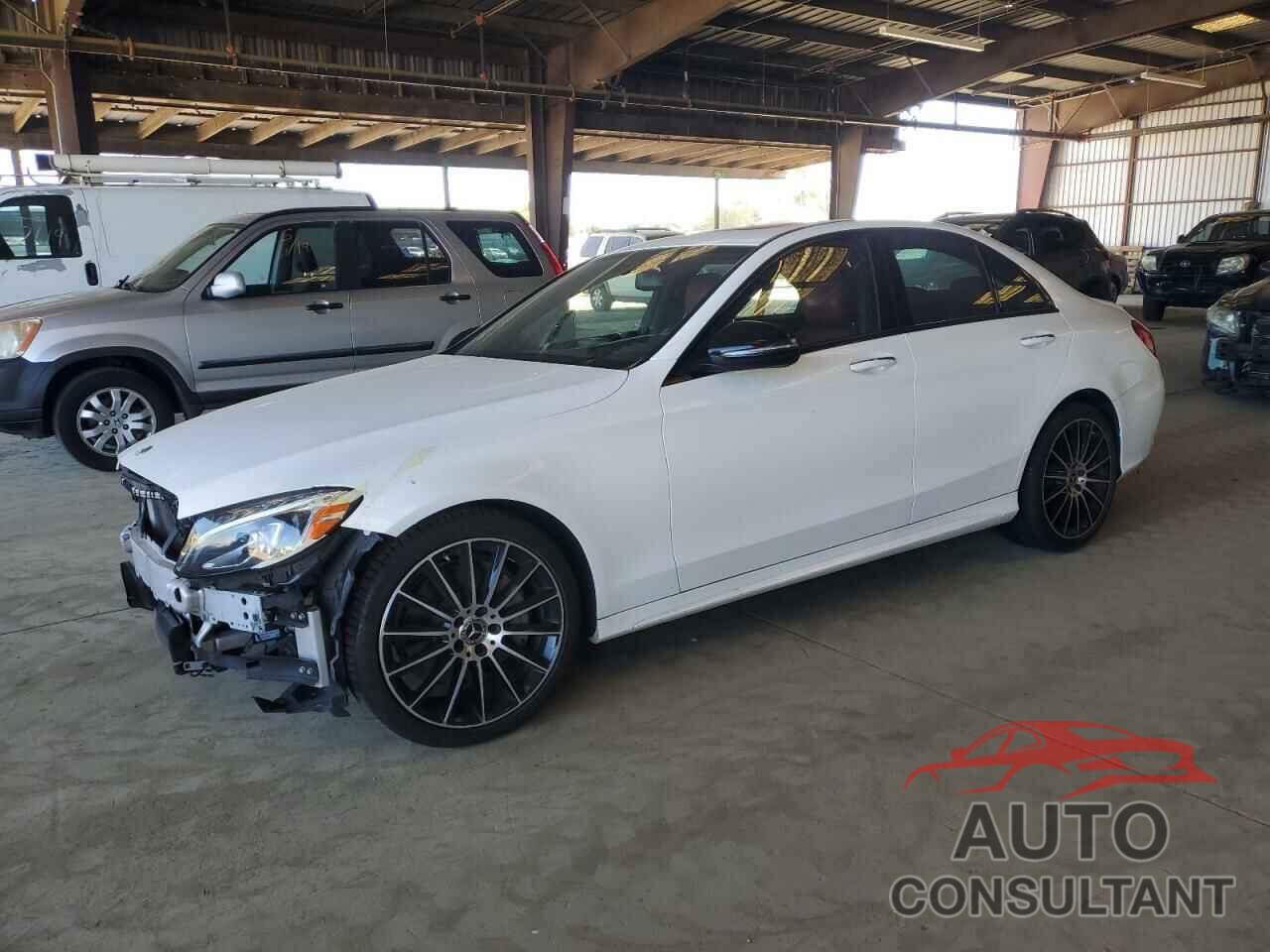 MERCEDES-BENZ C-CLASS 2018 - 55SWF4JB7JU256119