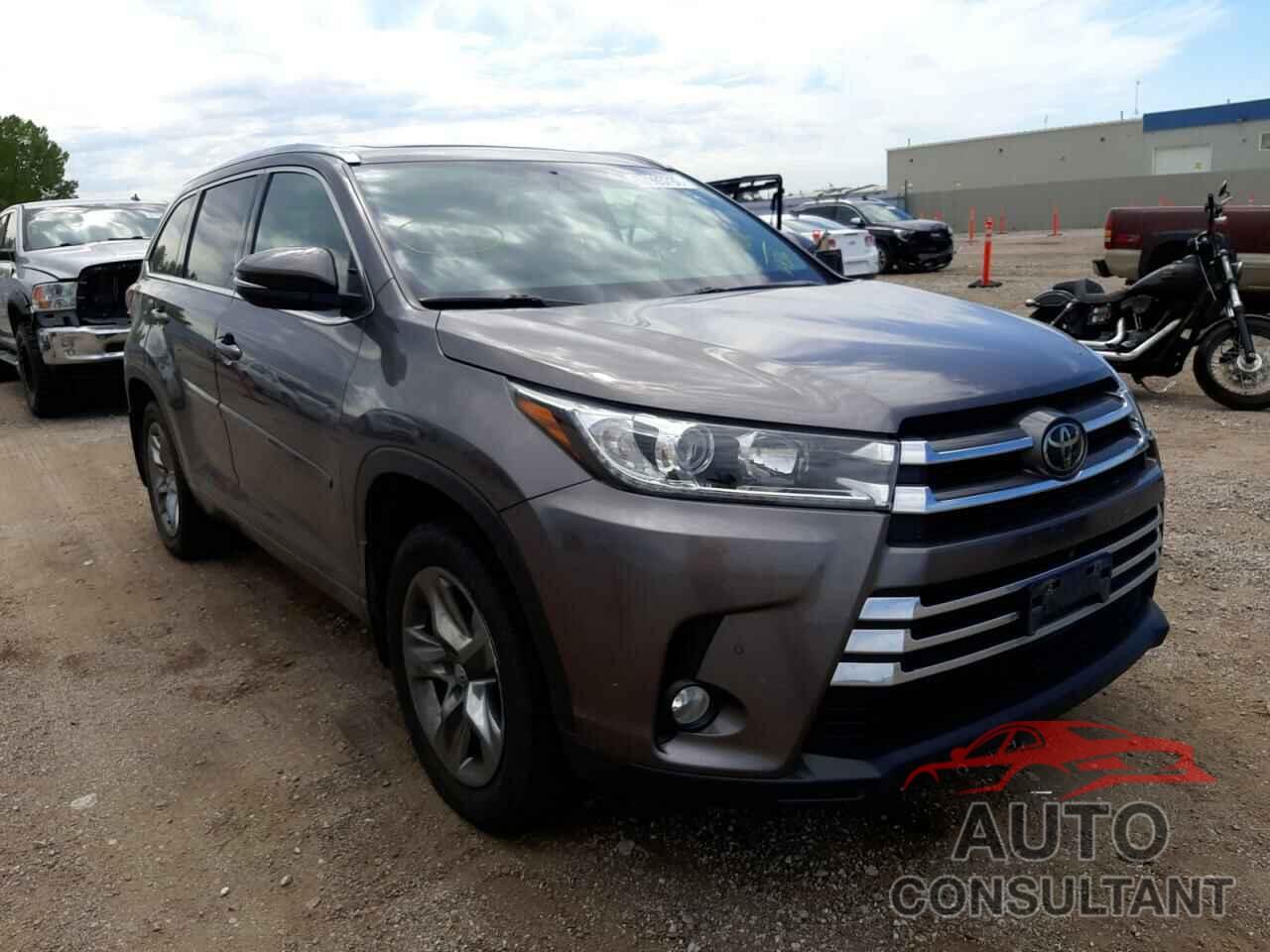 TOYOTA HIGHLANDER 2018 - 5TDDZRFH8JS906436
