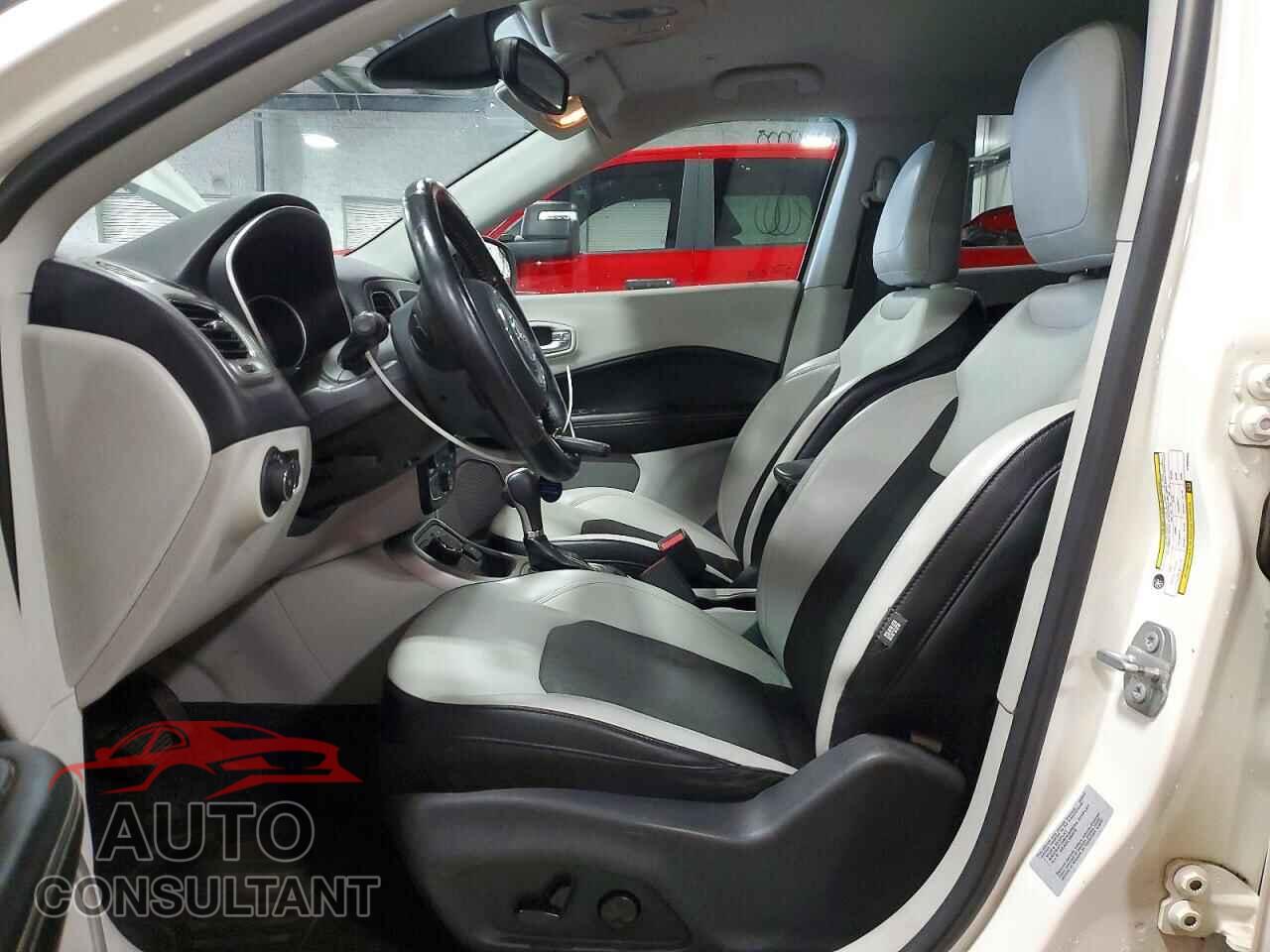 JEEP COMPASS 2017 - 3C4NJDBB2HT693404