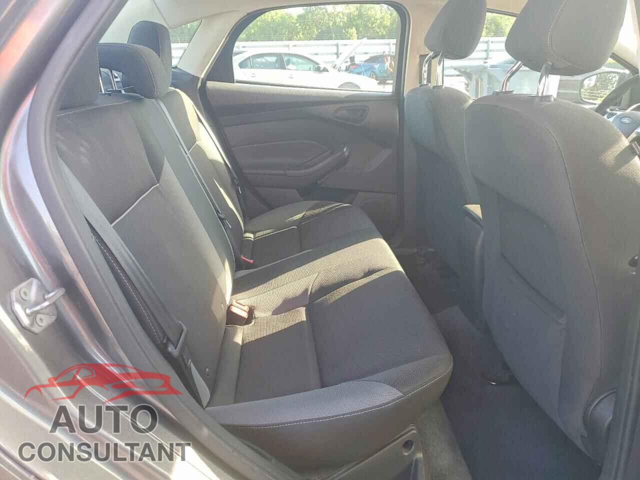 FORD FOCUS 2012 - 1FAHP3F25CL179752