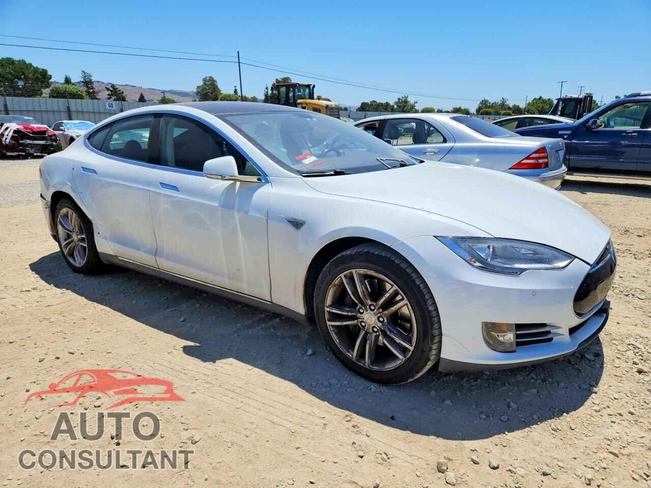 TESLA MODEL S 2014 - 5YJSA1S15EFP49838