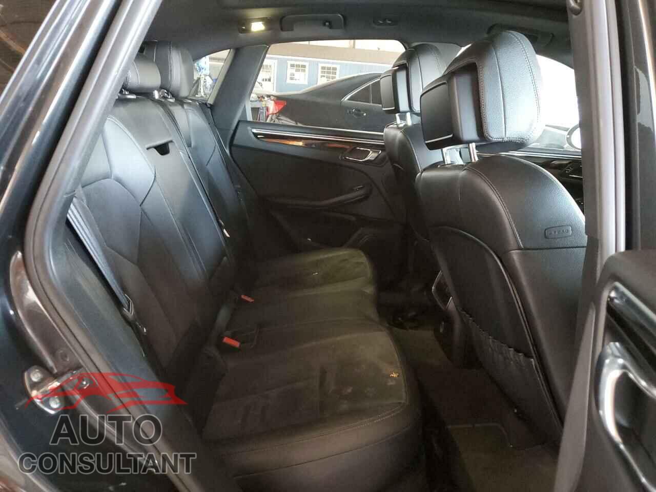 PORSCHE MACAN 2017 - WP1AA2A57HLB82098