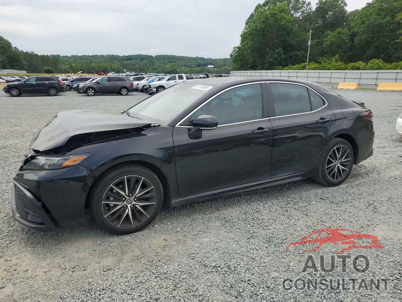 TOYOTA CAMRY 2022 - 4T1G11AK6NU072737