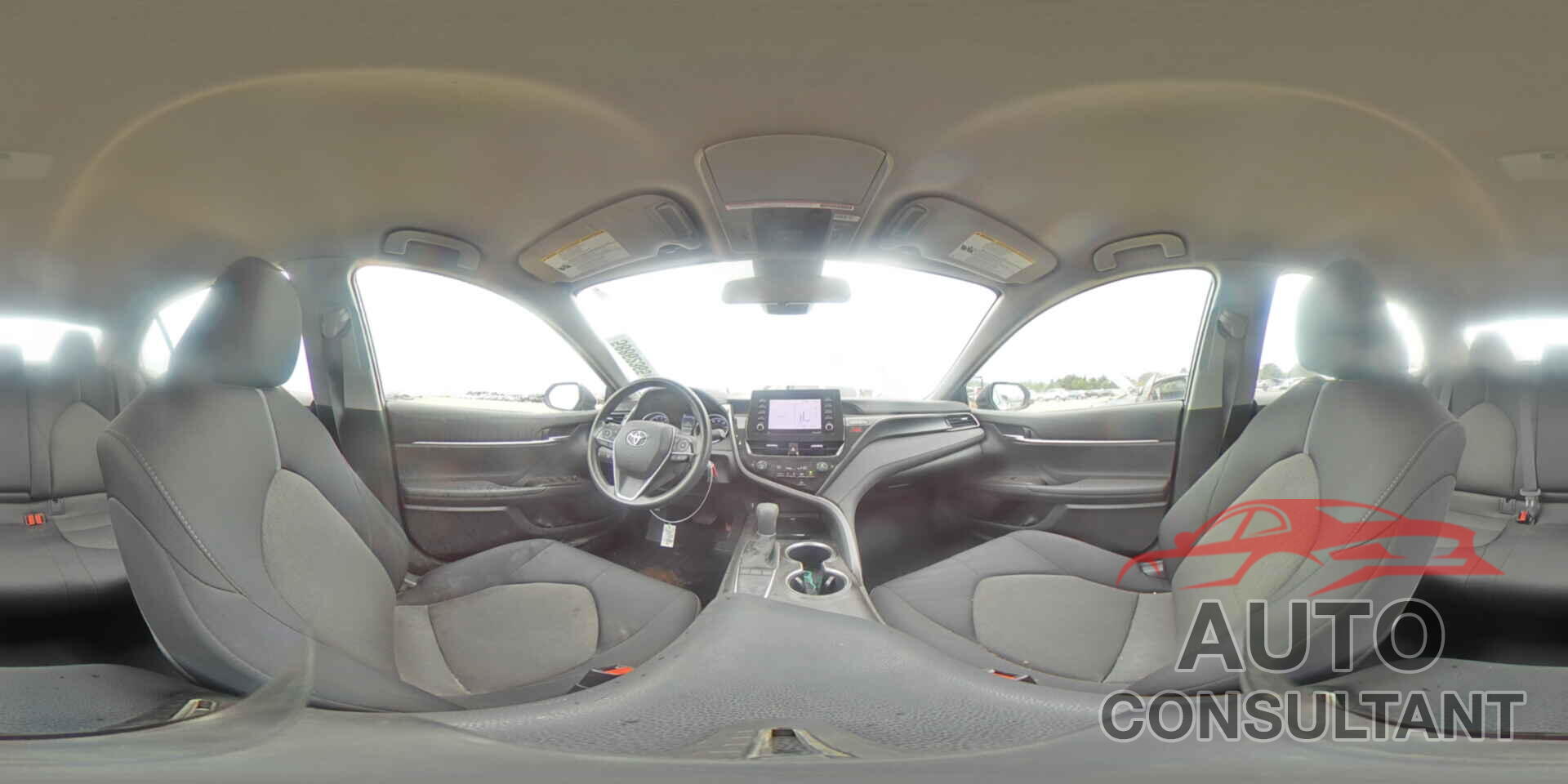 TOYOTA CAMRY 2022 - 4T1C11AK3NU025535