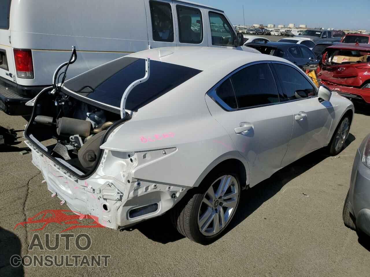 LEXUS IS 2021 - JTHCA1D29M5109799