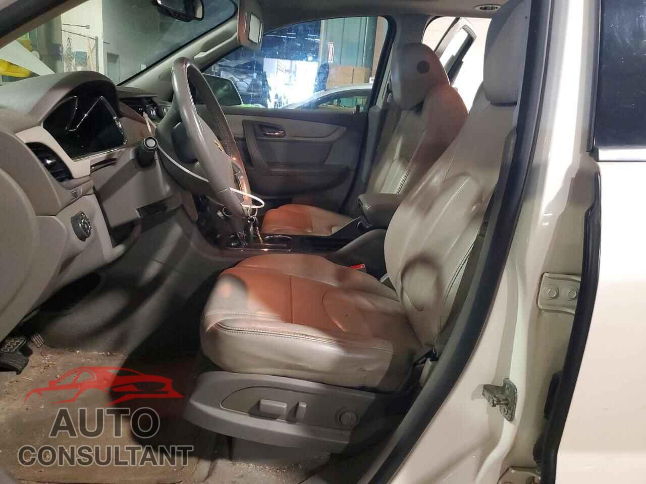 CHEVROLET TRAVERSE 2014 - 1GNKRHKD4EJ285517