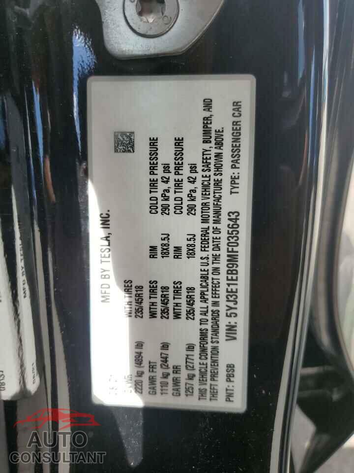 TESLA MODEL 3 2021 - 5YJ3E1EB9MF035643