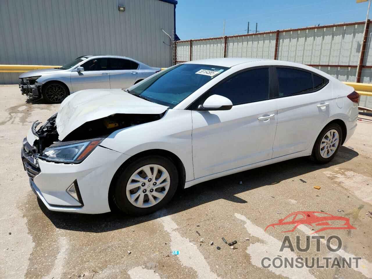 HYUNDAI ELANTRA 2019 - 5NPD74LF9KH433617