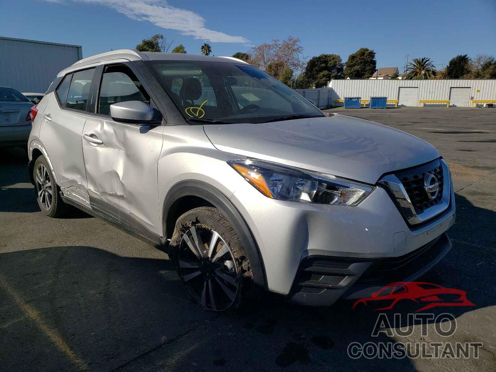 NISSAN KICKS 2019 - 3N1CP5CU4KL512499