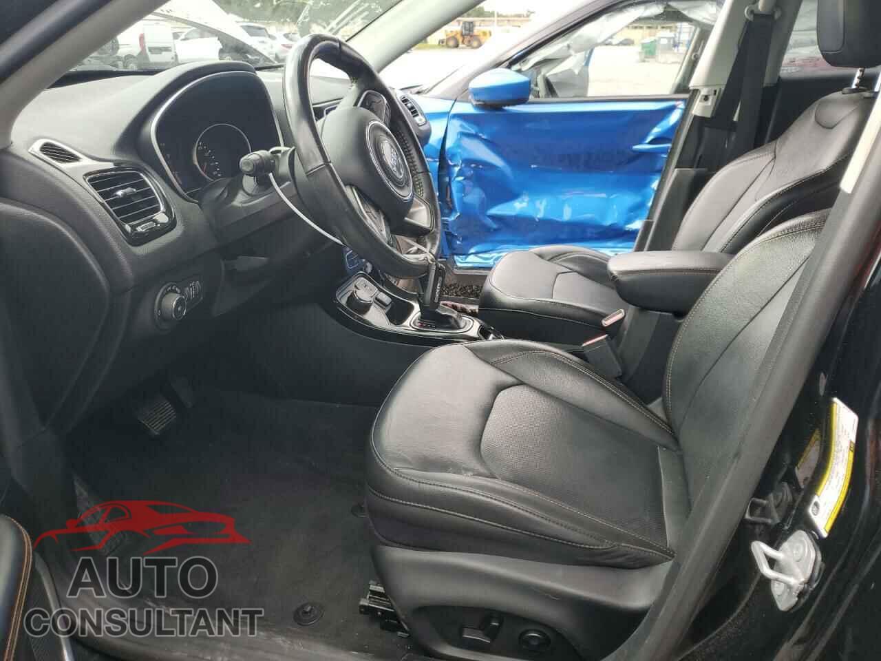 JEEP COMPASS 2018 - 3C4NJDCB2JT350452