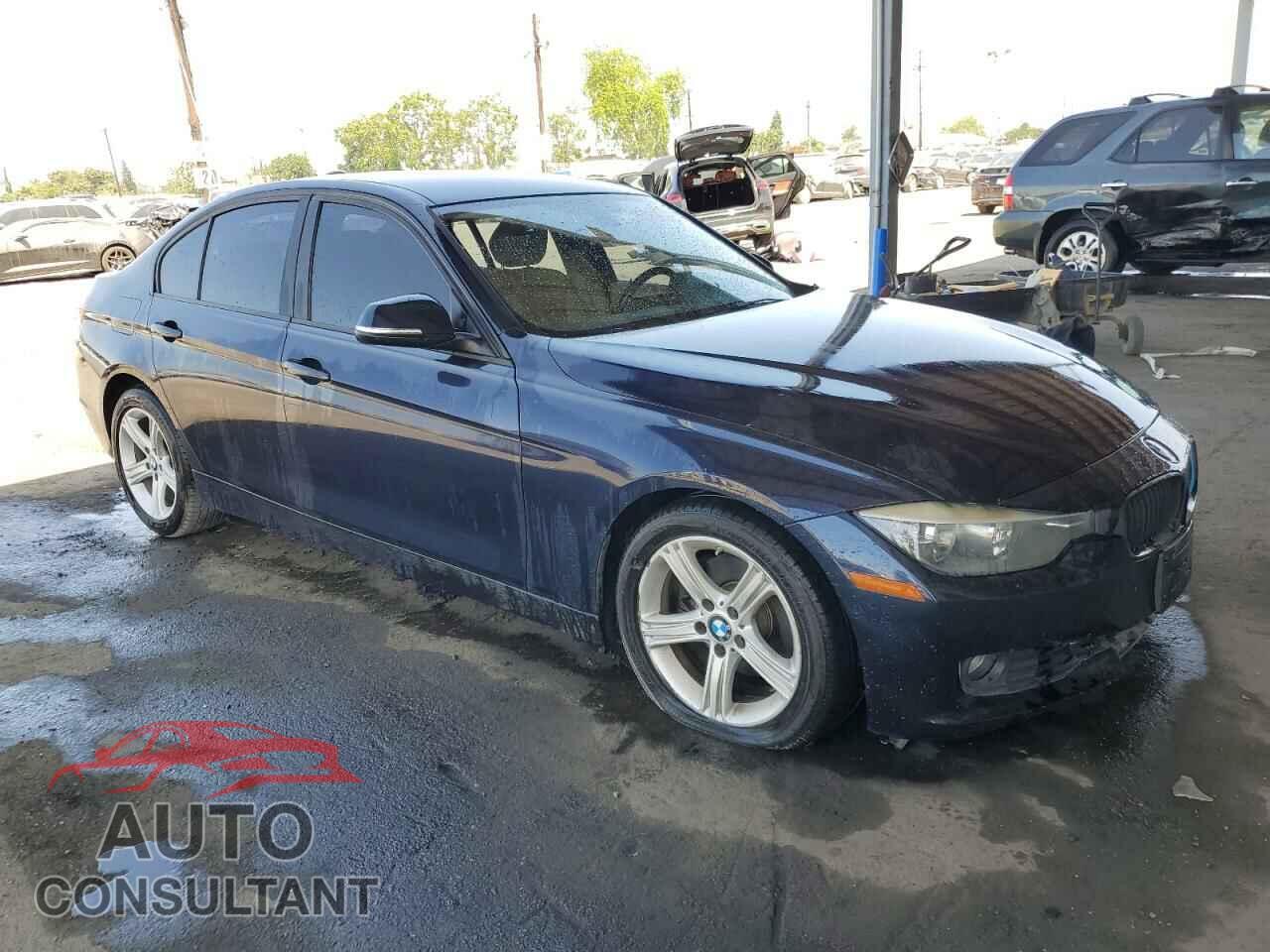 BMW 3 SERIES 2013 - WBA3A5C57DF603395