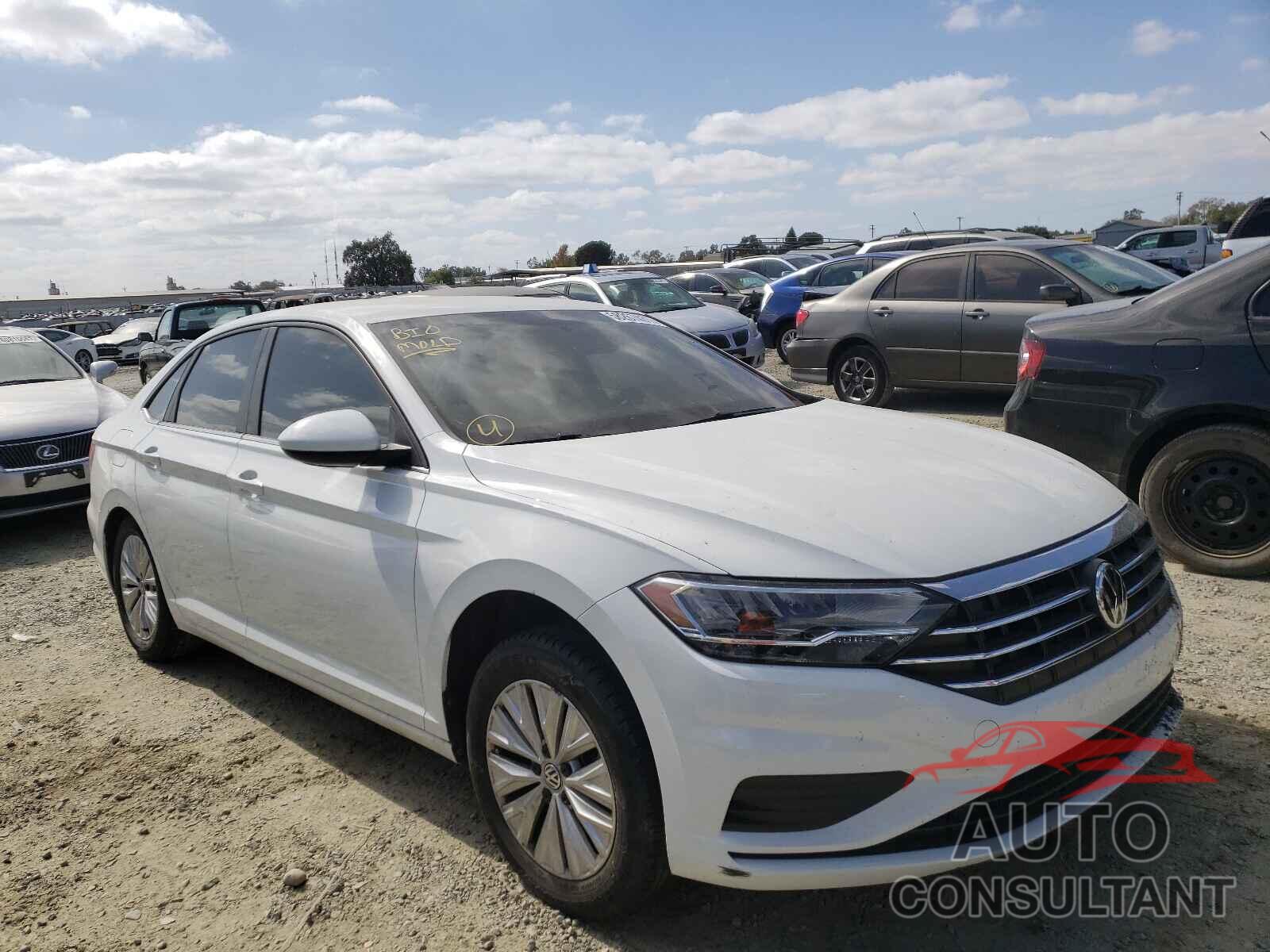 VOLKSWAGEN JETTA 2020 - 3VWN57BU1LM010048