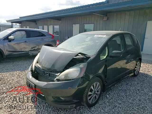 HONDA FIT 2013 - JHMGE8H55DC049258