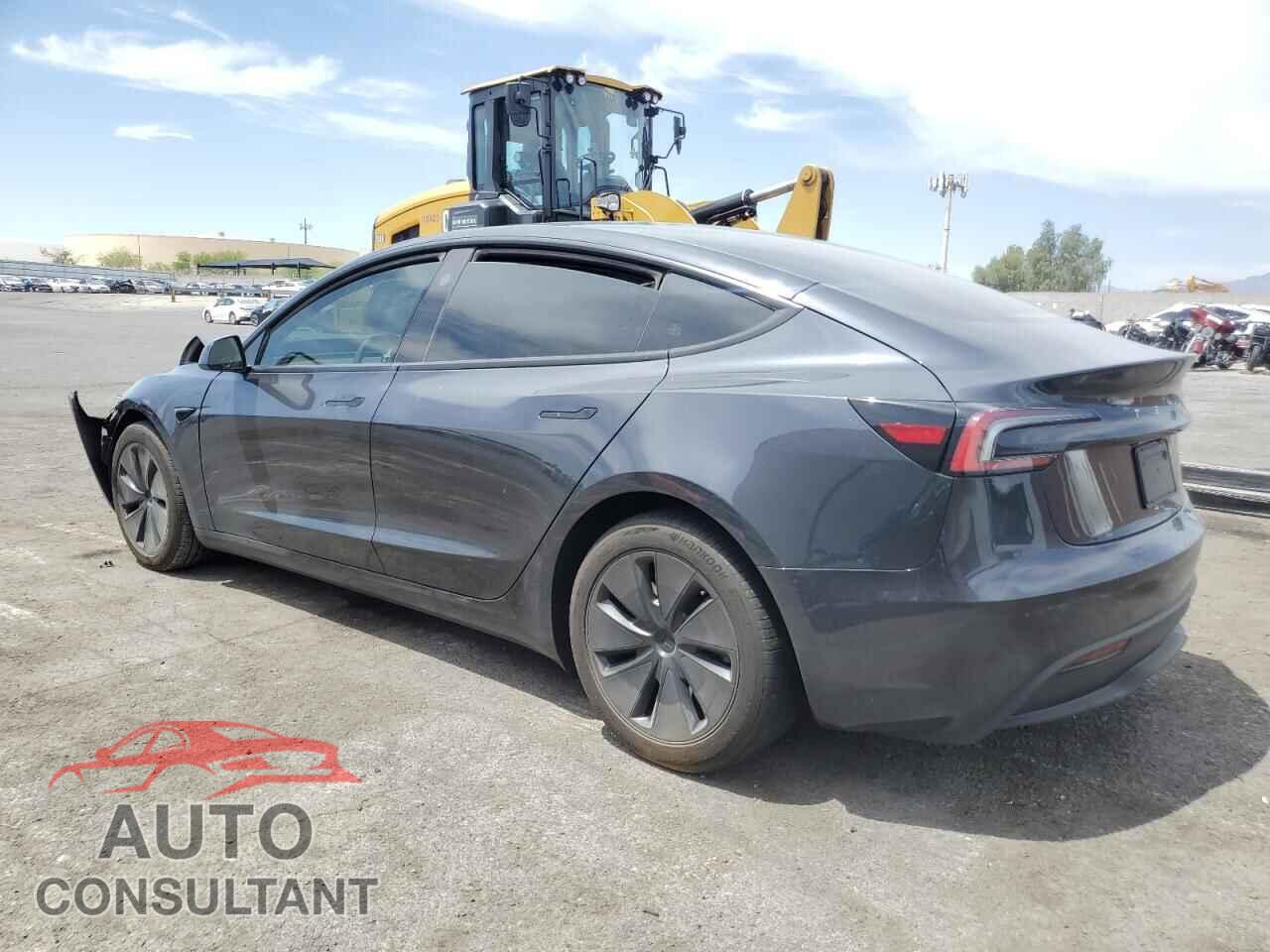 TESLA MODEL 3 2024 - 5YJ3E1EA4RF735892