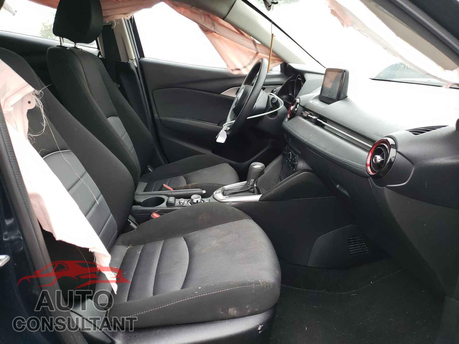 MAZDA CX-3 2018 - JM1DKFB73J0321573