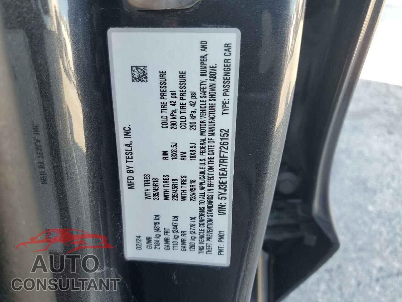 TESLA MODEL 3 2024 - 5YJ3E1EA7RF726152