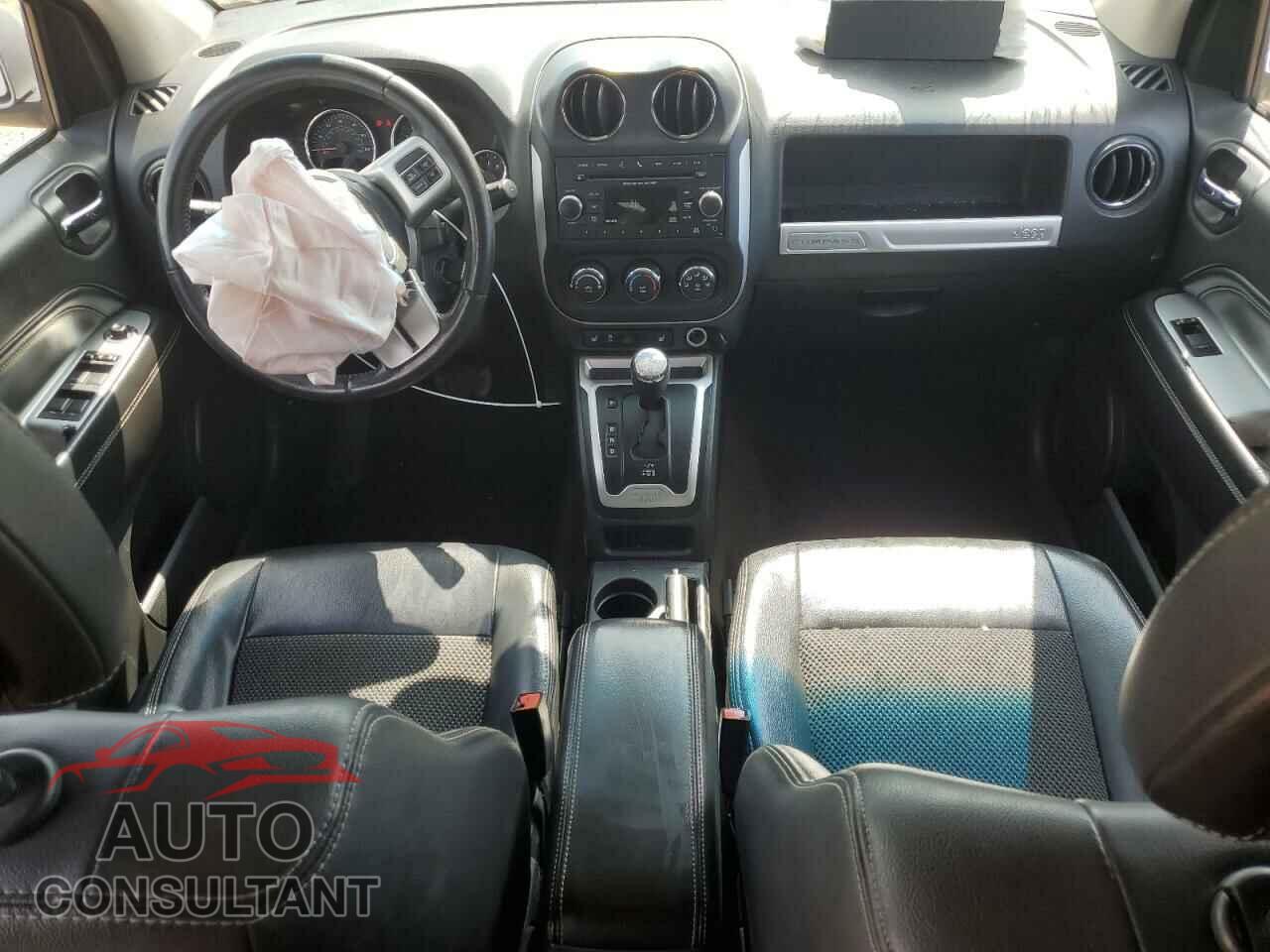 JEEP COMPASS 2016 - 1C4NJCEA9GD652009