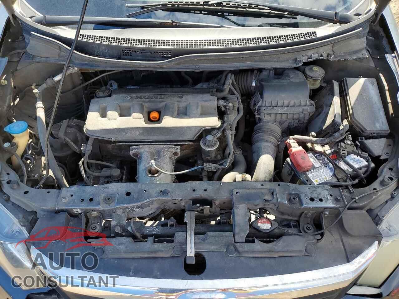 HONDA CIVIC 2012 - 2HGFB2F48CH102240