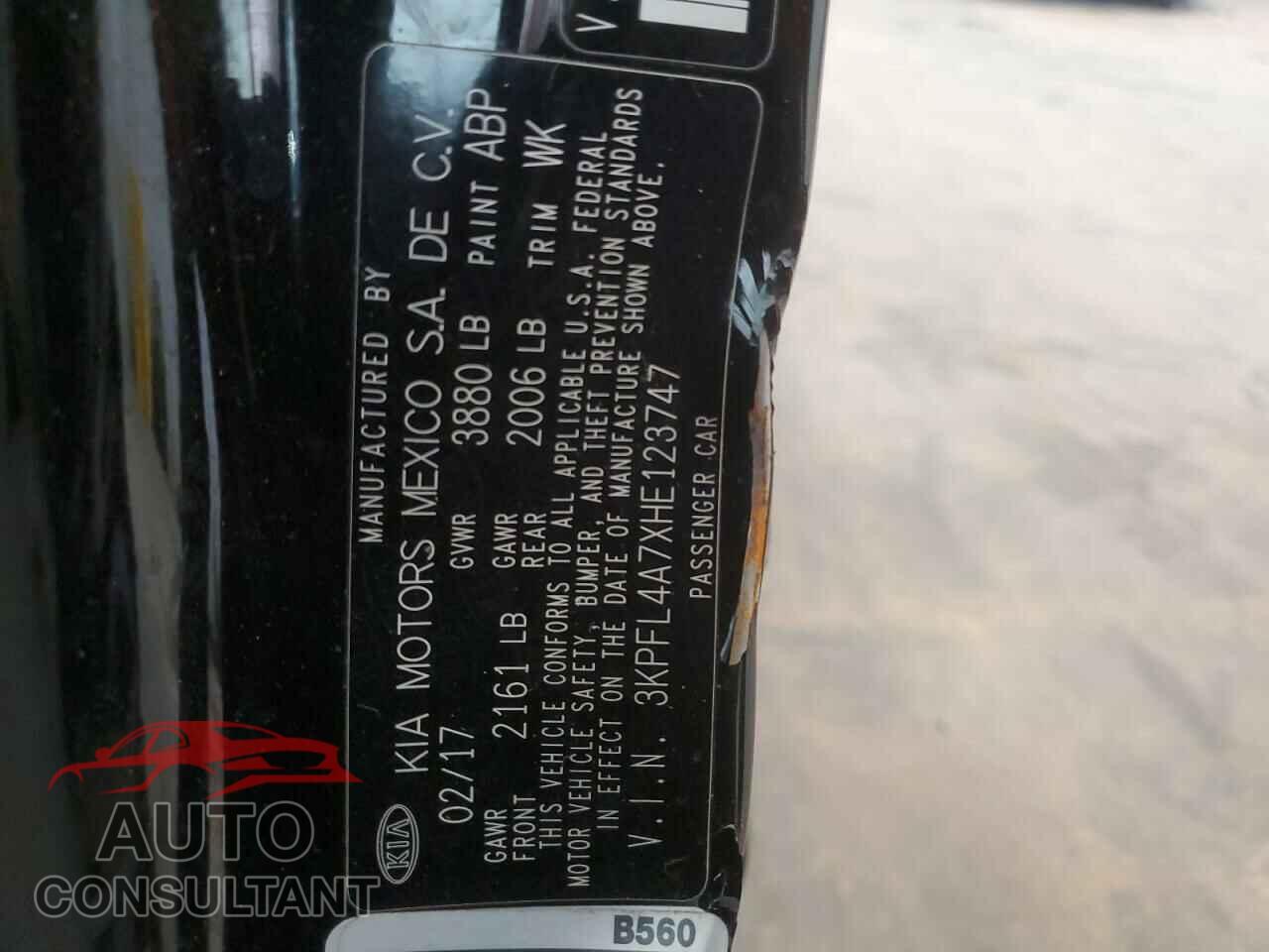 KIA FORTE 2017 - 3KPFL4A7XHE123747
