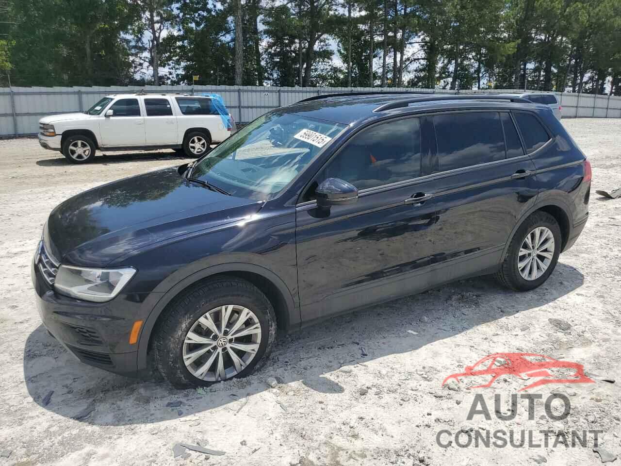VOLKSWAGEN TIGUAN 2018 - 3VV0B7AXXJM098629