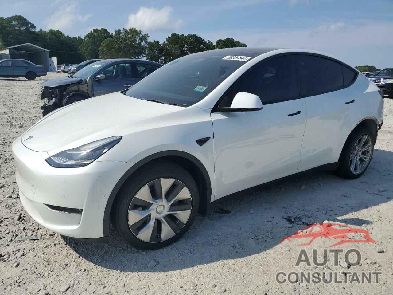 TESLA MODEL Y 2021 - 5YJYGDEE6MF188198