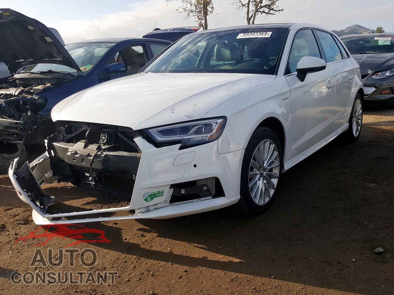 AUDI A3 2017 - WAUTPBFF7HA066418