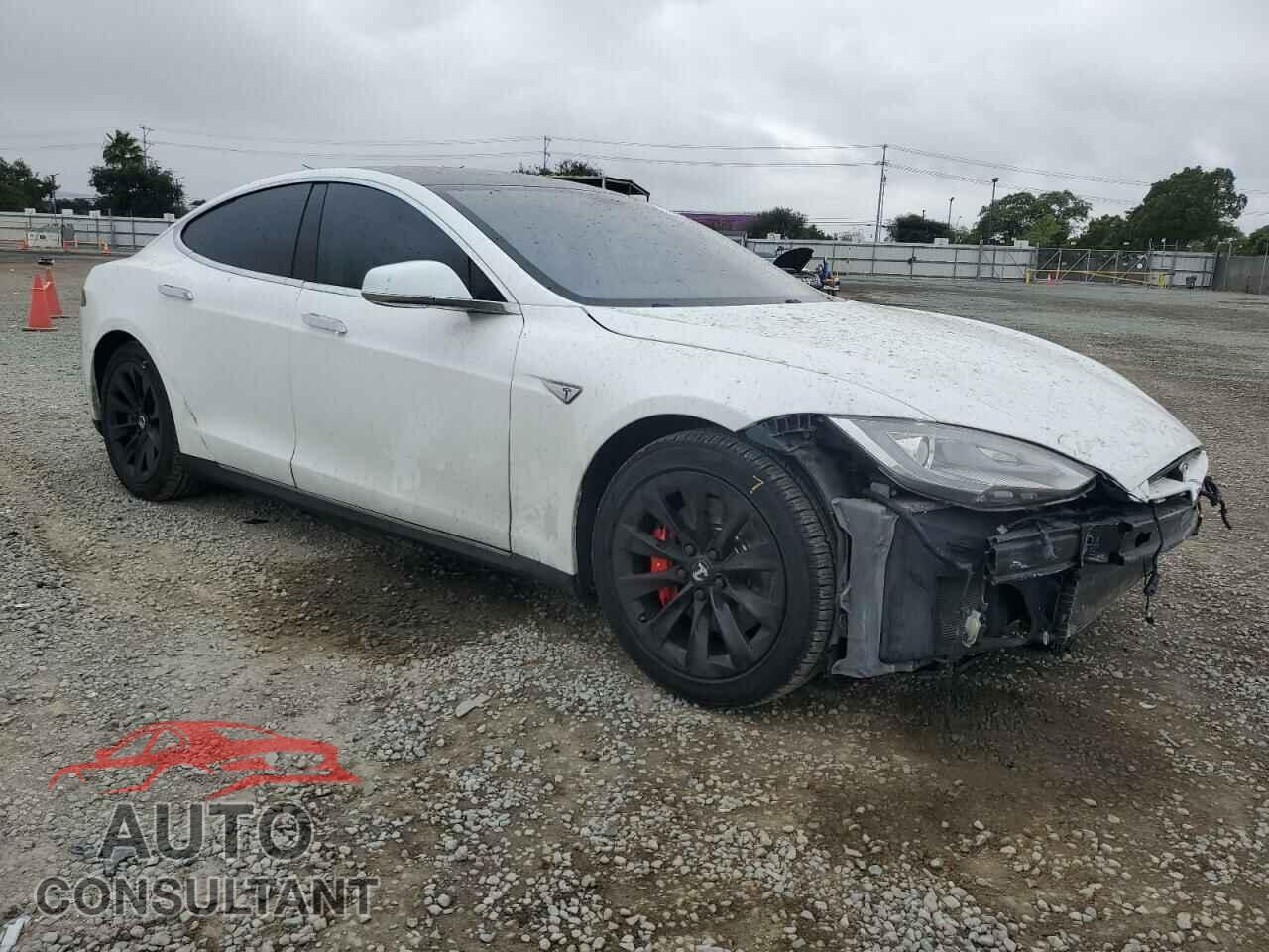 TESLA MODEL S 2014 - 5YJSA1H19EFP52457
