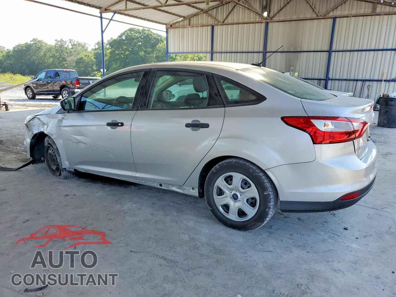 FORD FOCUS 2012 - 1FAHP3E28CL369773