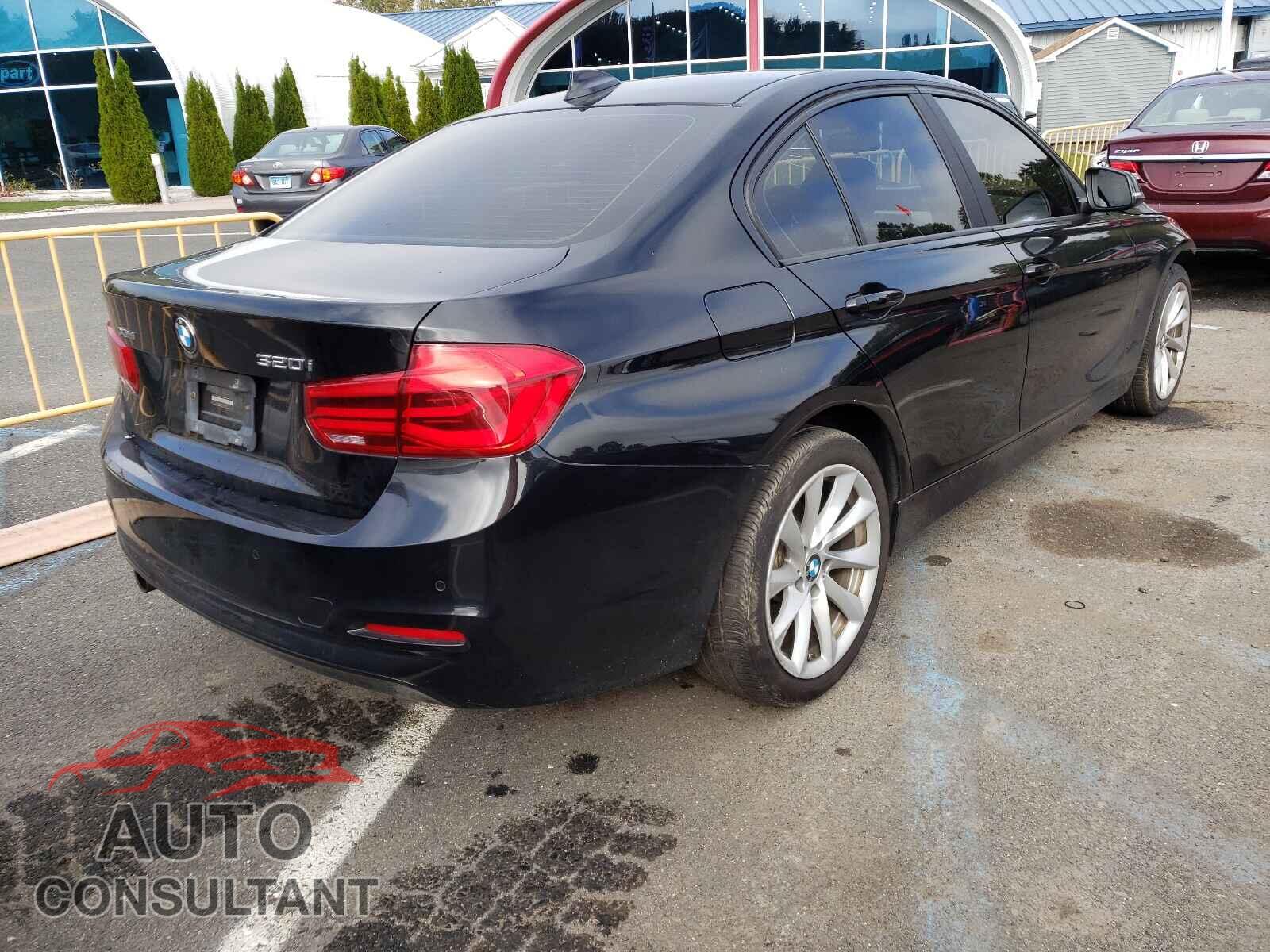 BMW 3 SERIES 2016 - WBA8E5G50GNU21861