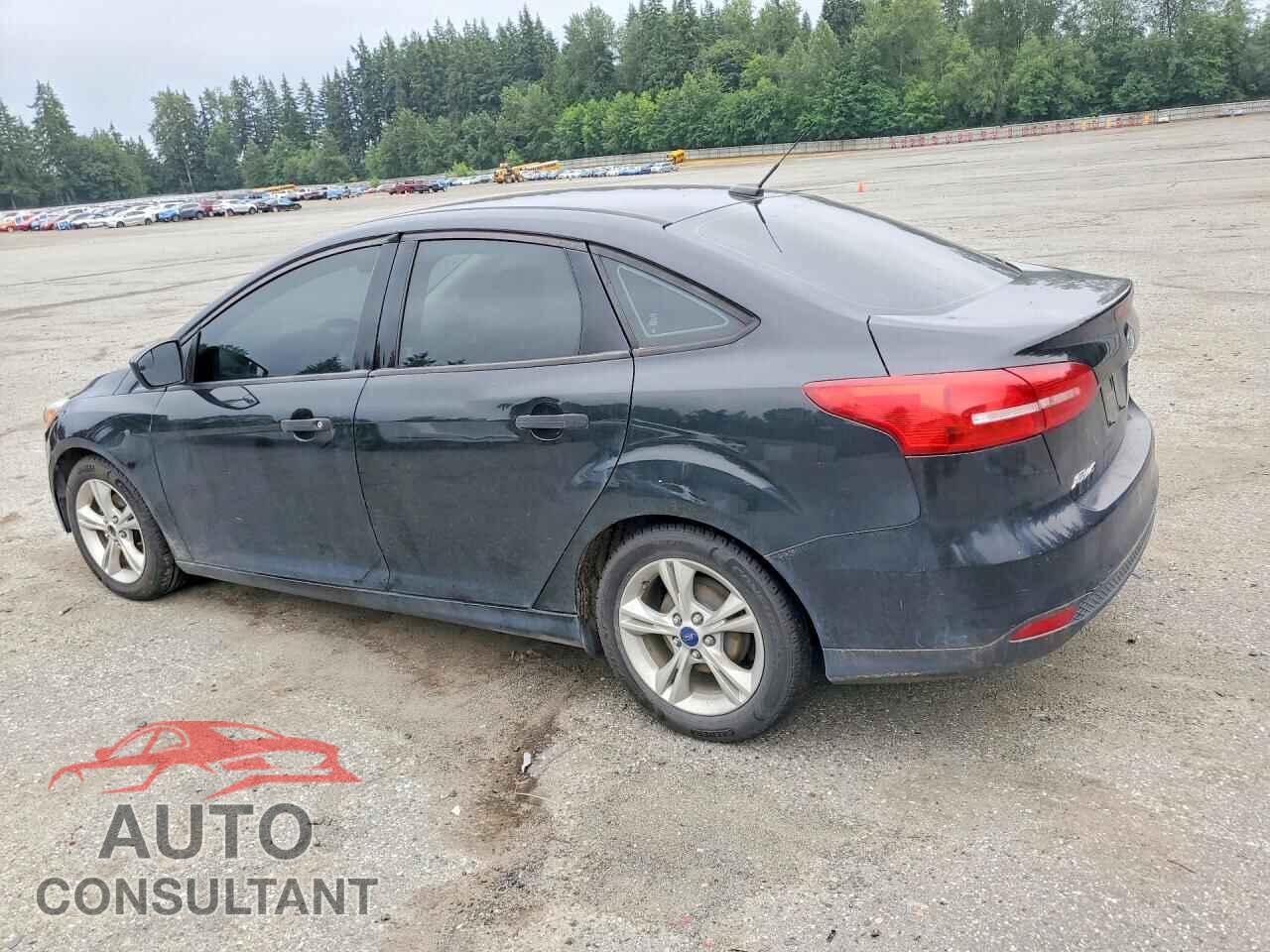 FORD FOCUS 2015 - 1FADP3E22FL334827