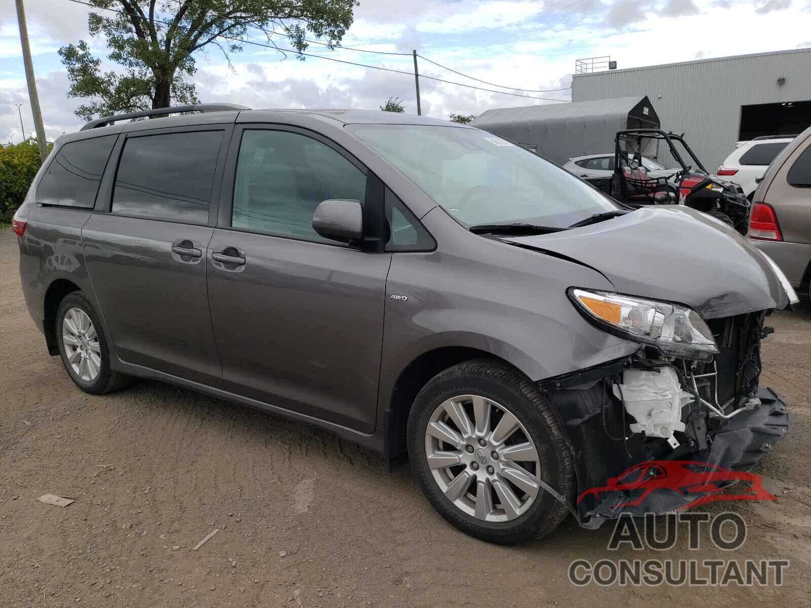 TOYOTA SIENNA 2018 - 5TDJZ3DC6JS201562