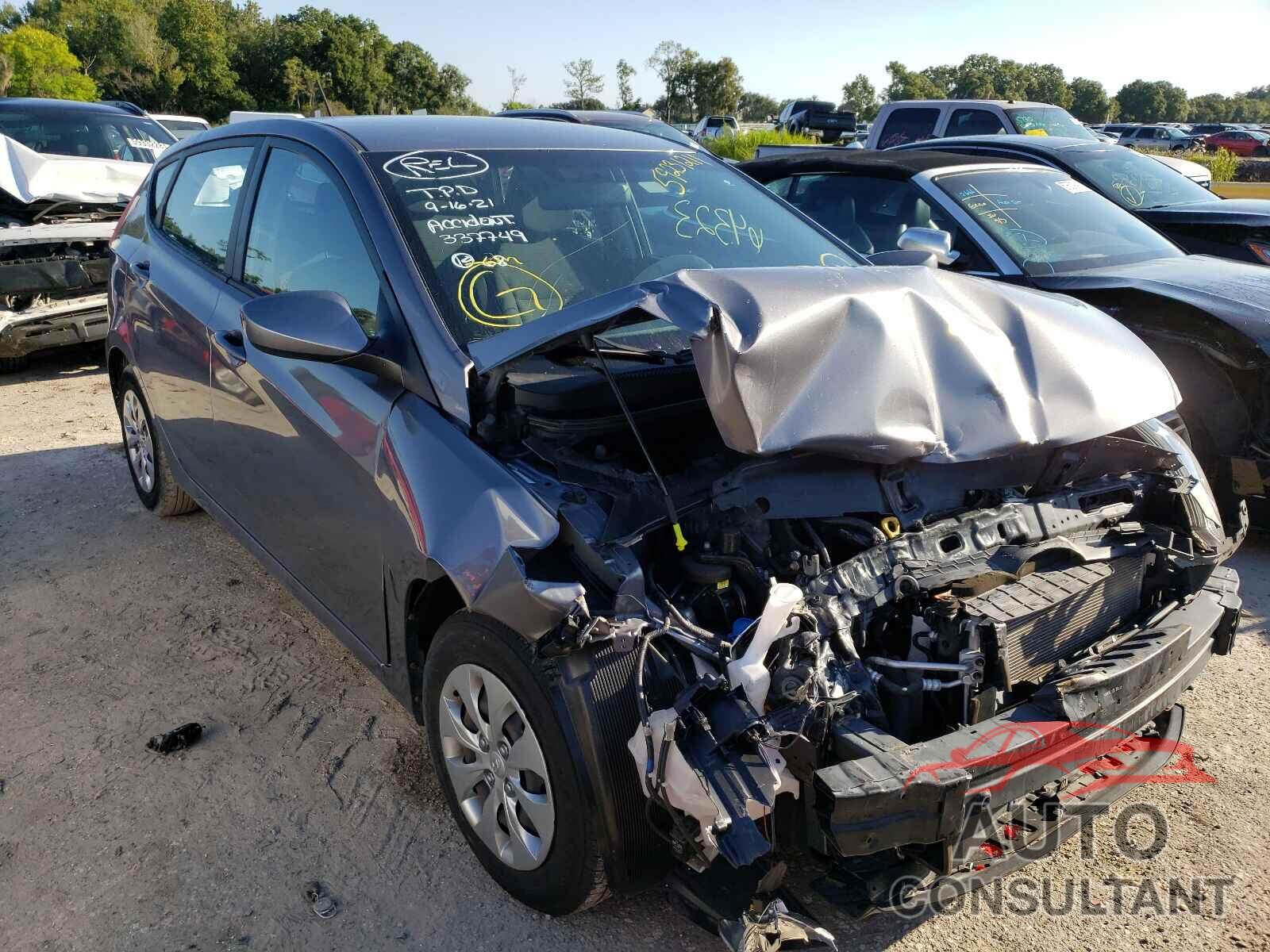 HYUNDAI ACCENT 2017 - KMHCT5AE8HU317150