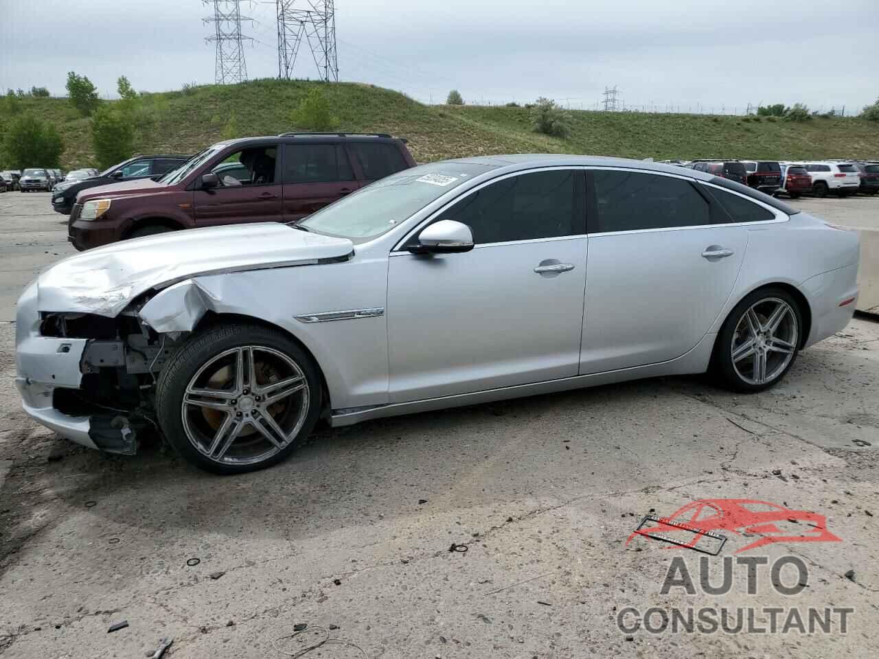 JAGUAR XJ 2013 - SAJWJ2GD7D8V46167