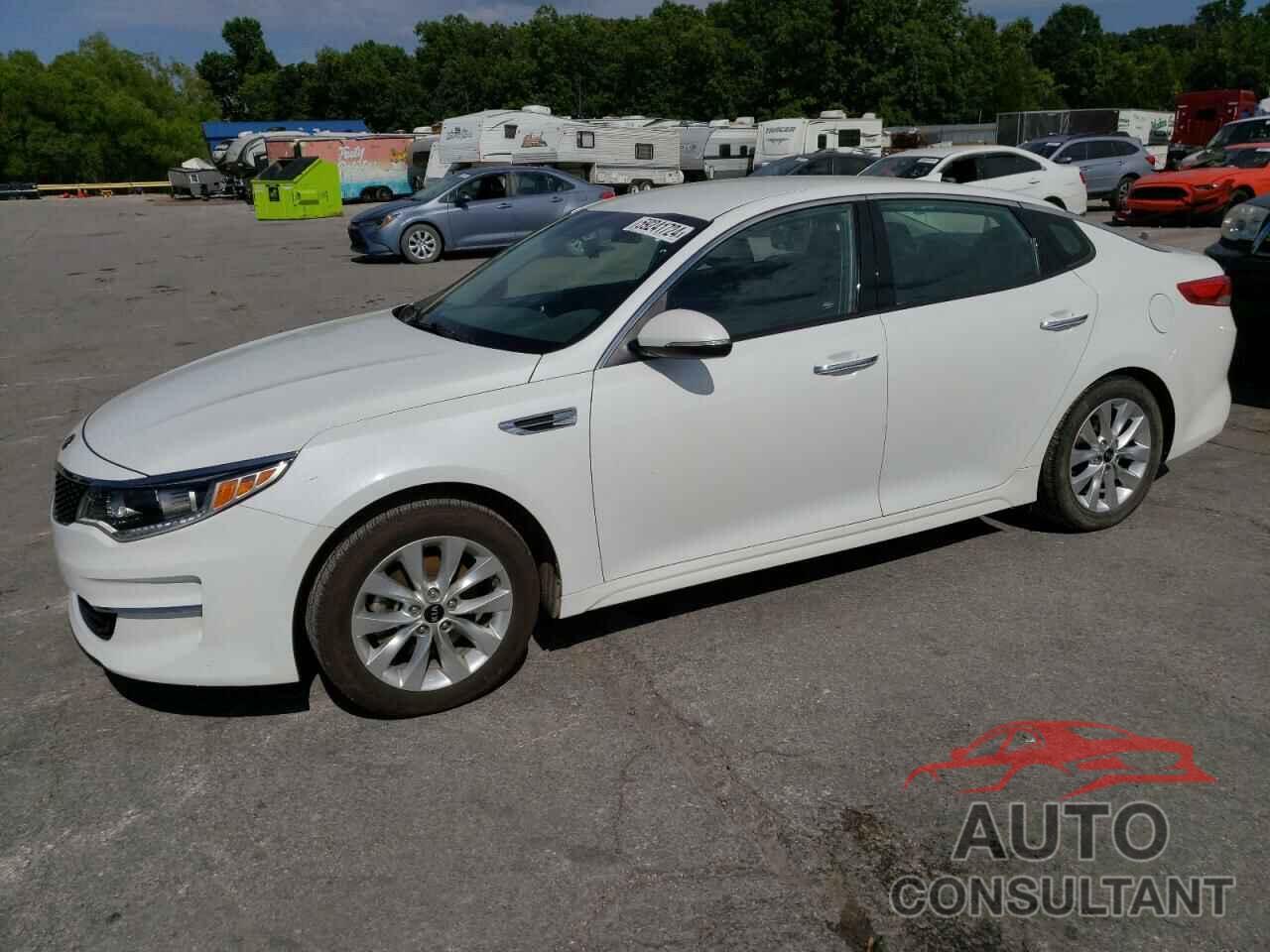 KIA OPTIMA 2018 - 5XXGU4L38JG196933