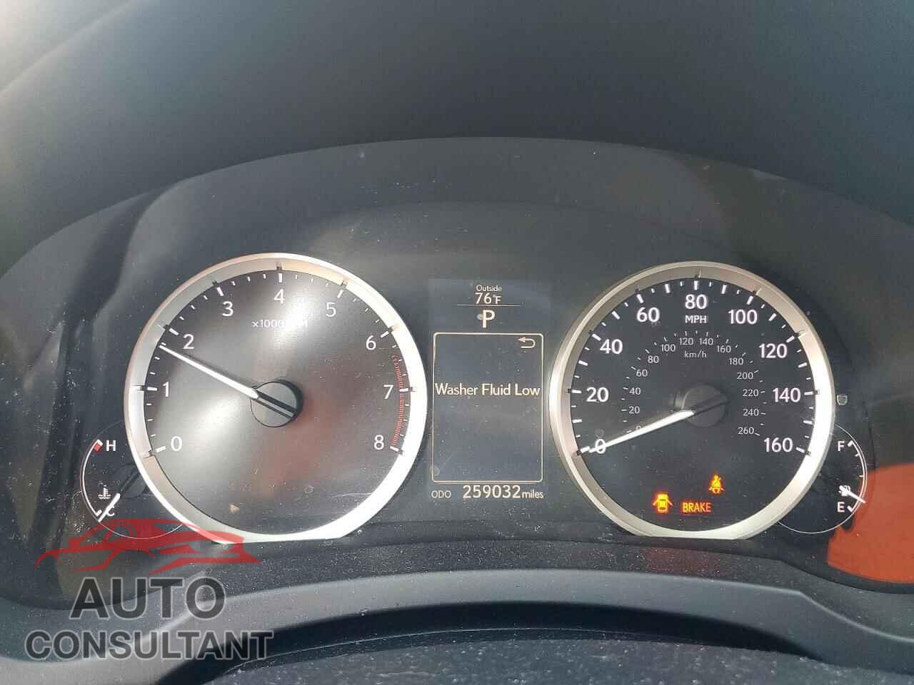LEXUS IS 2014 - JTHCF1D29E5002335