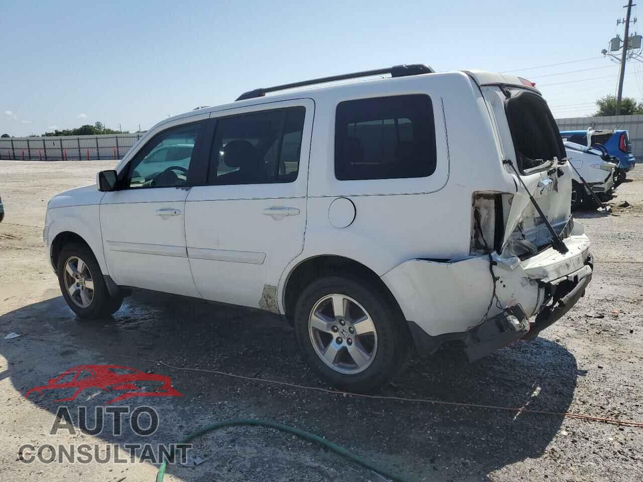 HONDA PILOT 2011 - 5FNYF3H53BB025577