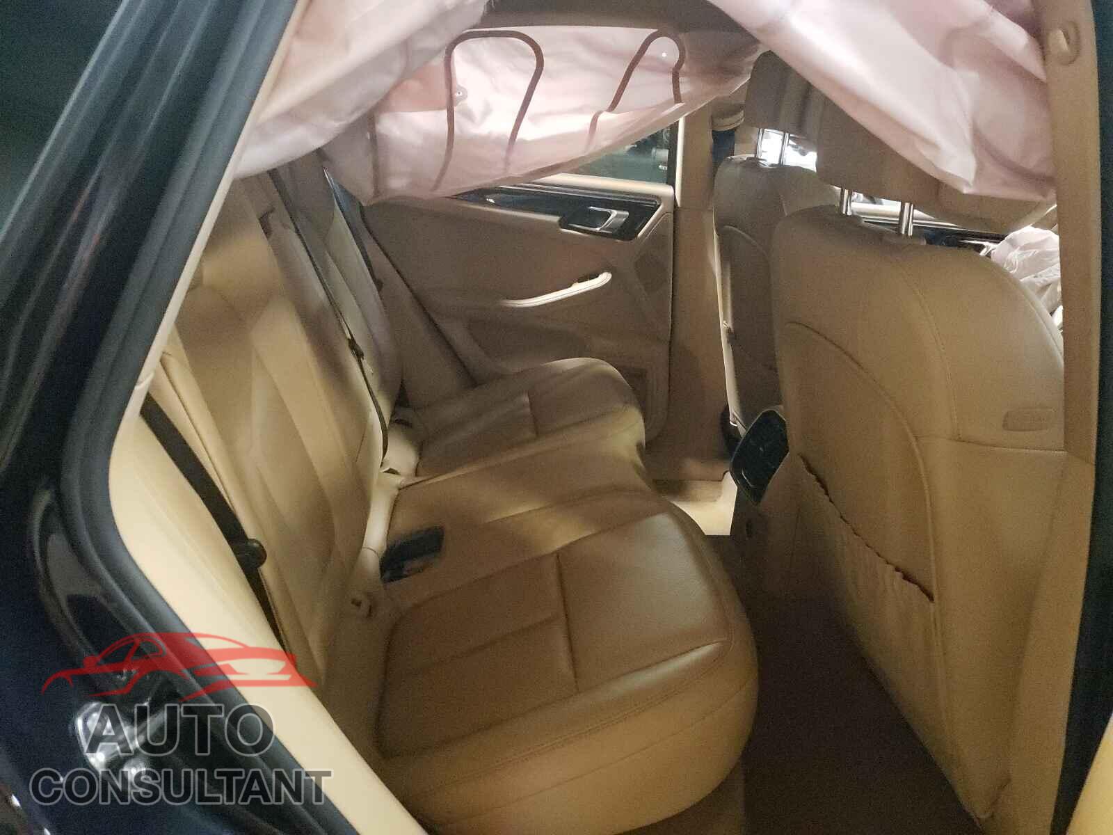 PORSCHE MACAN 2017 - WP1AB2A50HLB14089