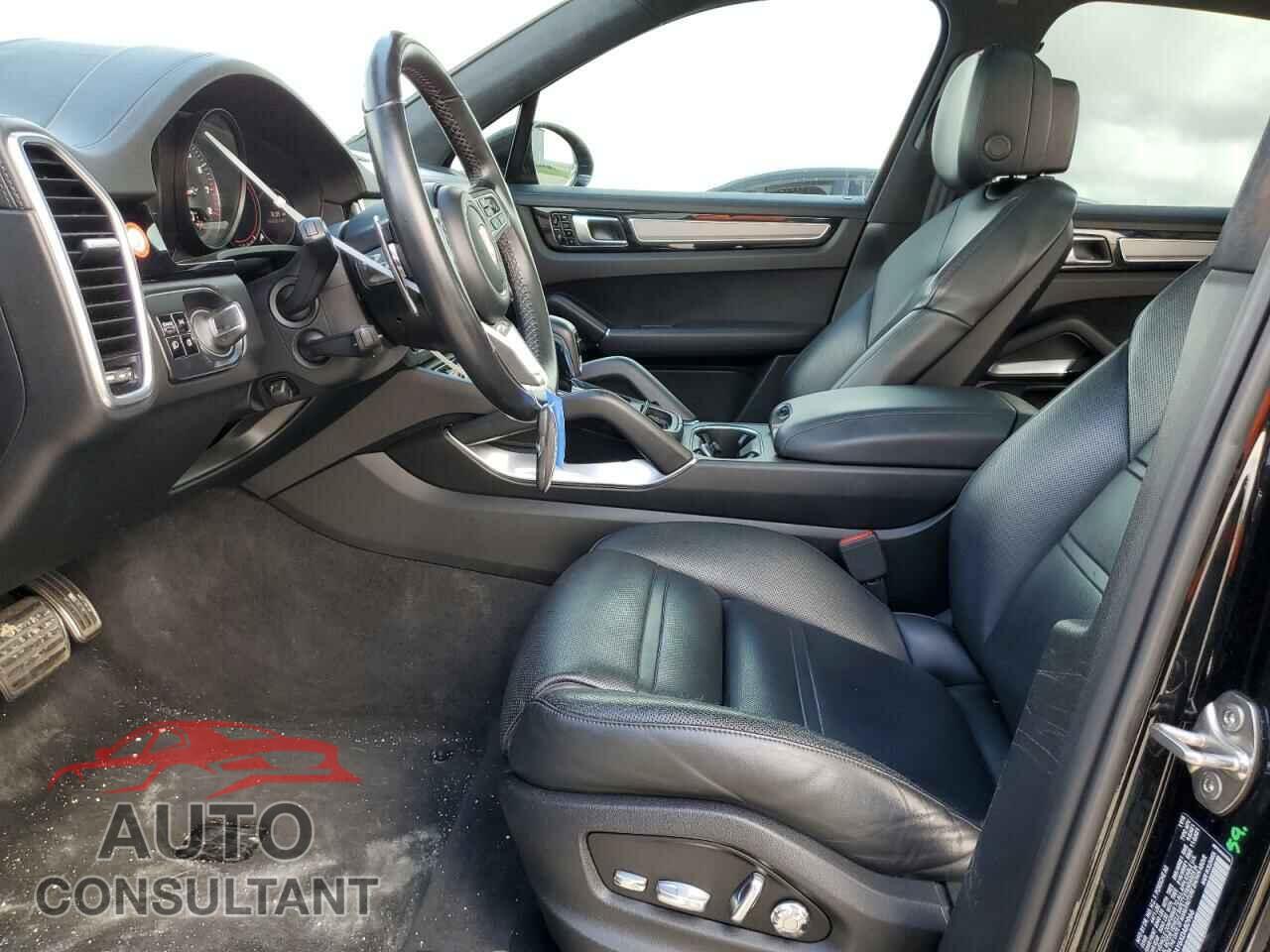 PORSCHE CAYENNE 2019 - WP1AF2AY6KDA80966