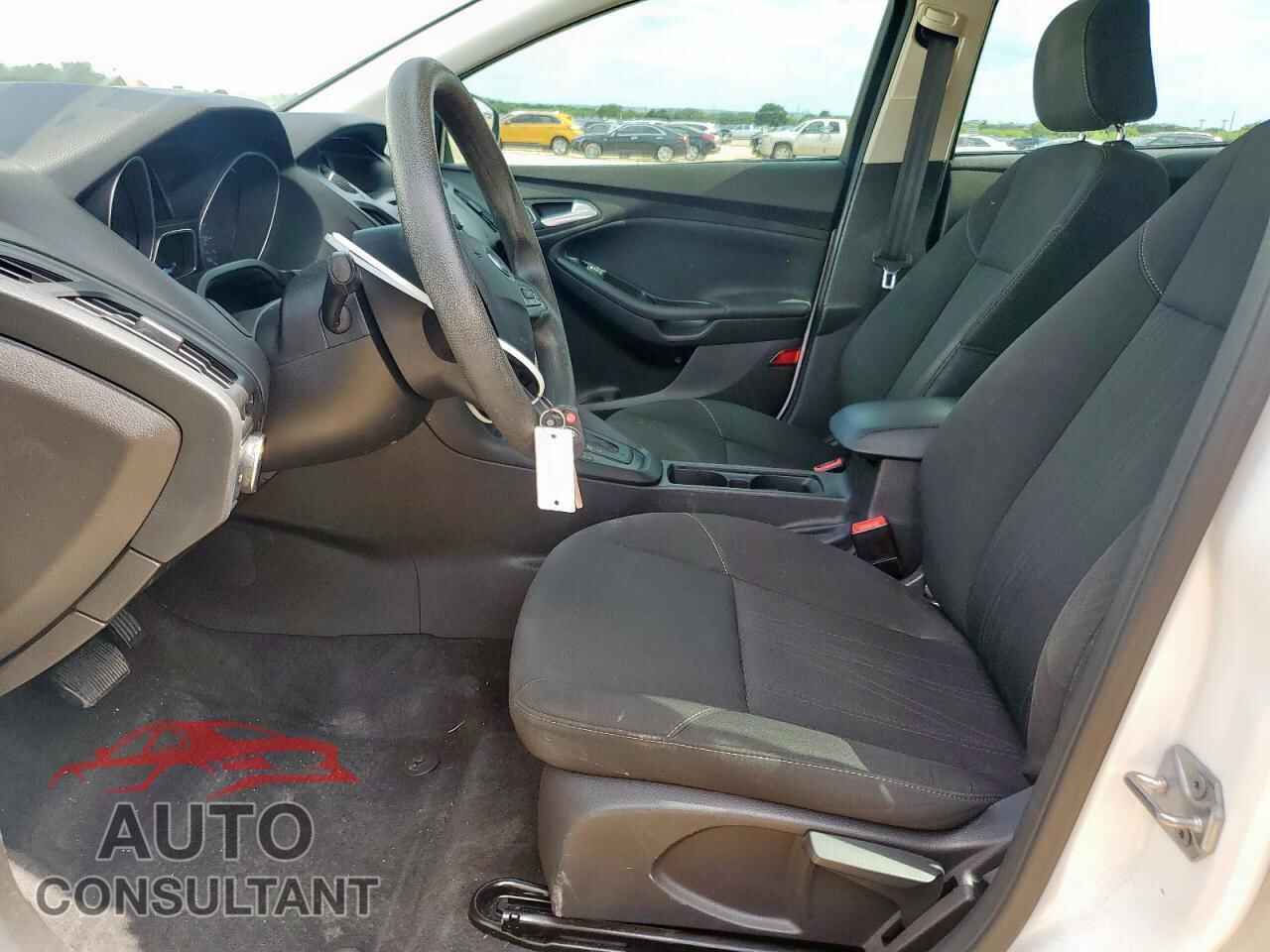 FORD FOCUS 2016 - 1FADP3F22GL297228