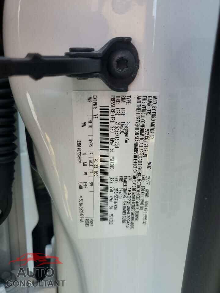 FORD FOCUS 2017 - 1FADP3F26HL309415