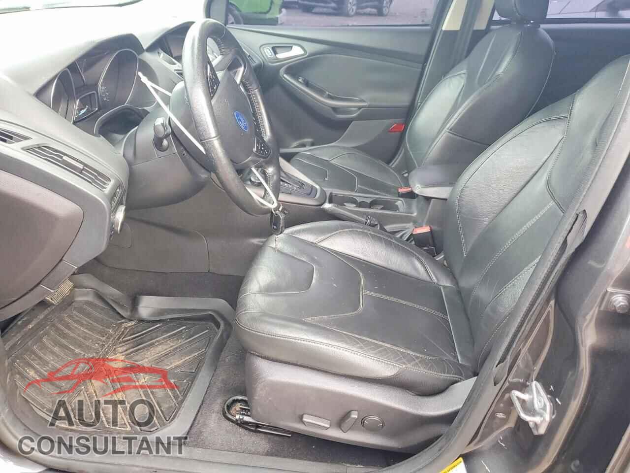 FORD FOCUS 2016 - 1FADP3K22GL323574