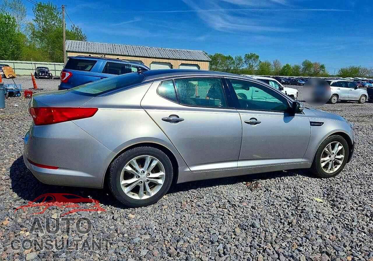 KIA OPTIMA 2013 - 5XXGN4A70DG229267